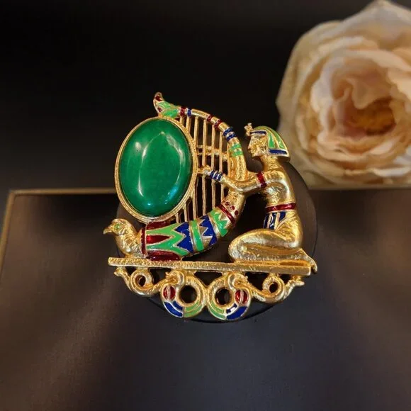 Exquisite Vintage Egyptian Revival Pharaoh & Harp Statement Brooch - Picture 2 of 7